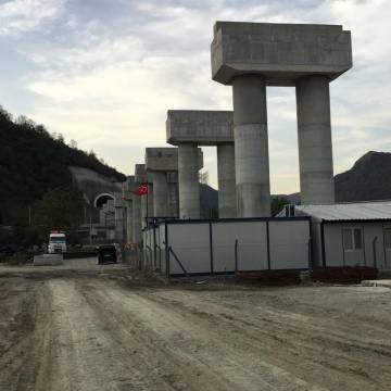 YHT  Yüksek Hızlı Tren Sapanca Doğançay Tünel Ayağı Köprü Viyadük Yapımı Sakarya